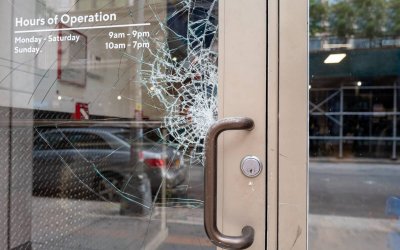 Broken or Shattered Double Glazed Units What to Do Next