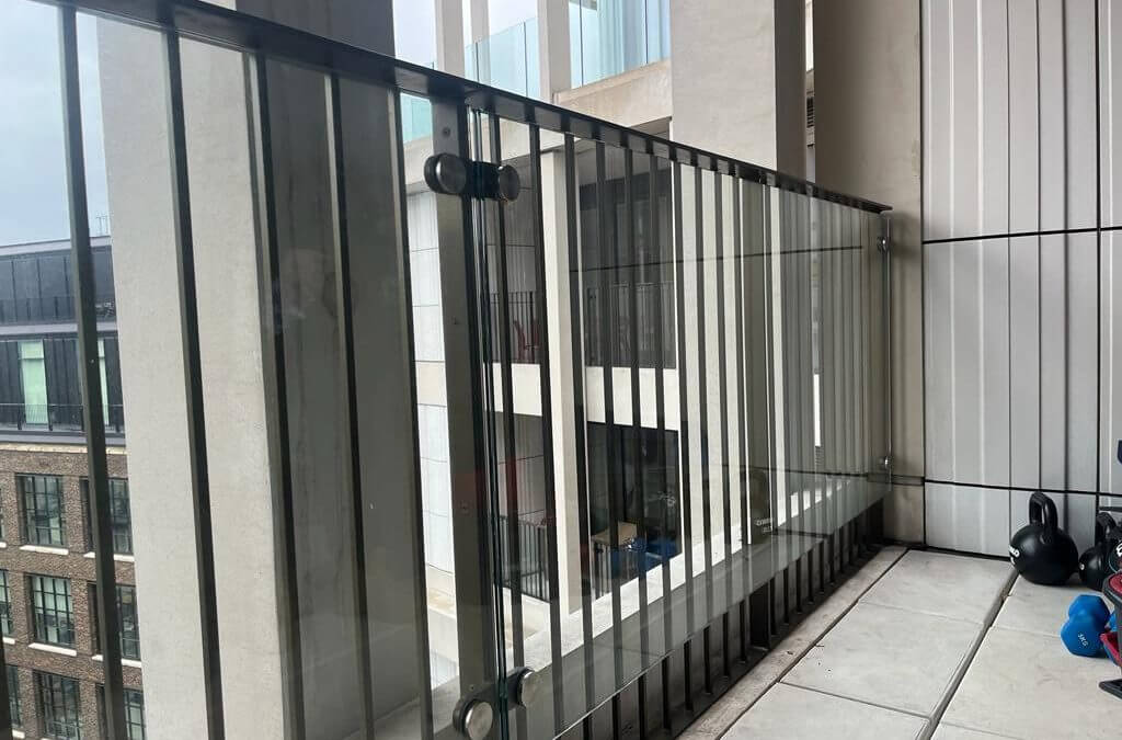 Installation of a 15mm laminated toughened glass balustrade