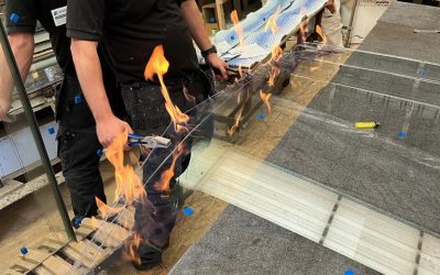 Cutting a curve in glass with LN Glazing